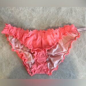 NWT Ruffle Cheeky bottoms